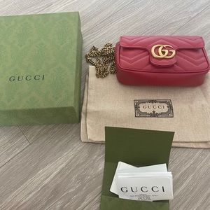 SOLD! Gucci Marmont matelassé leather mini bag